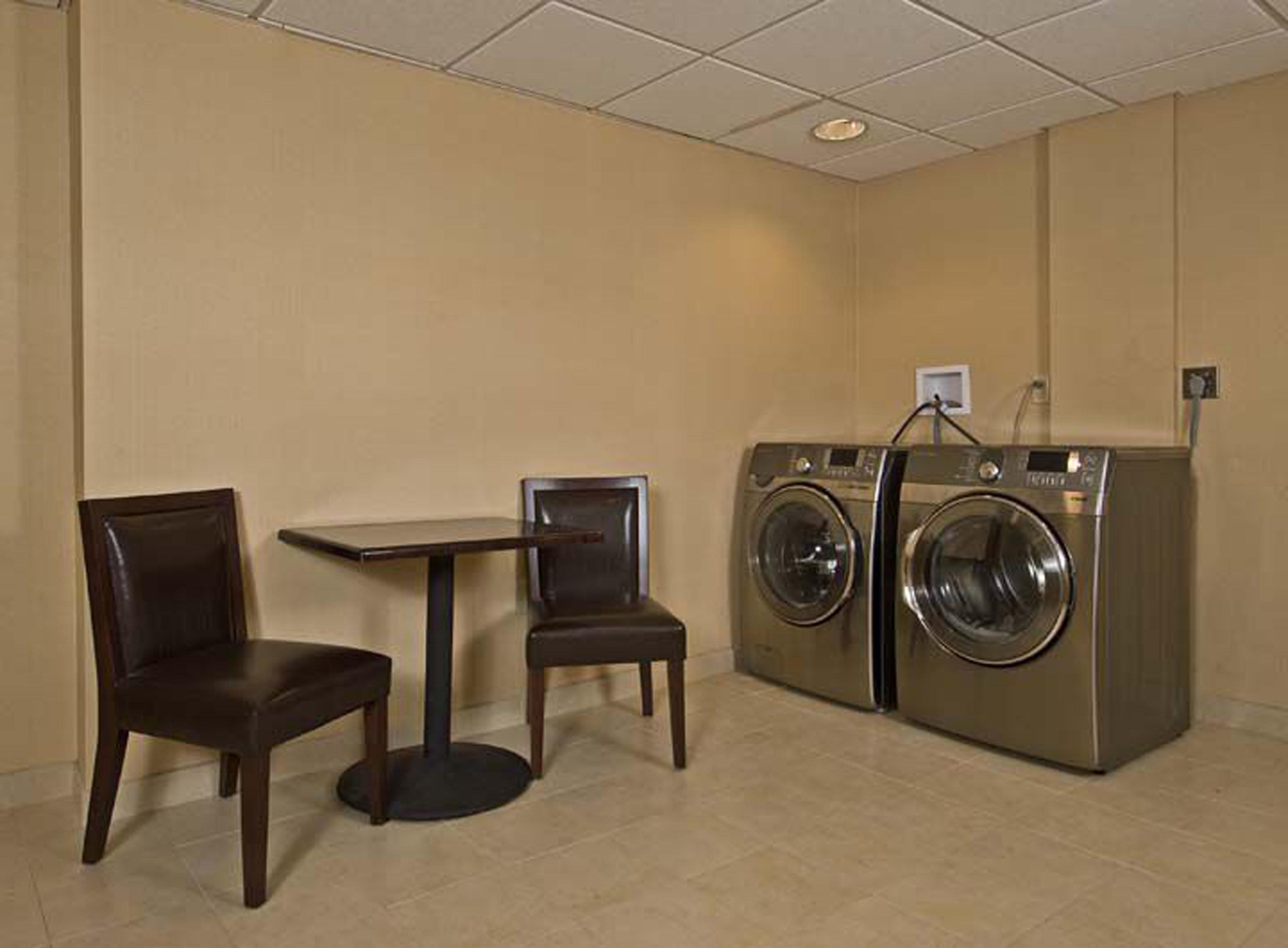 Orangeburg Armoni Inn & Suites מתקנים תמונה
