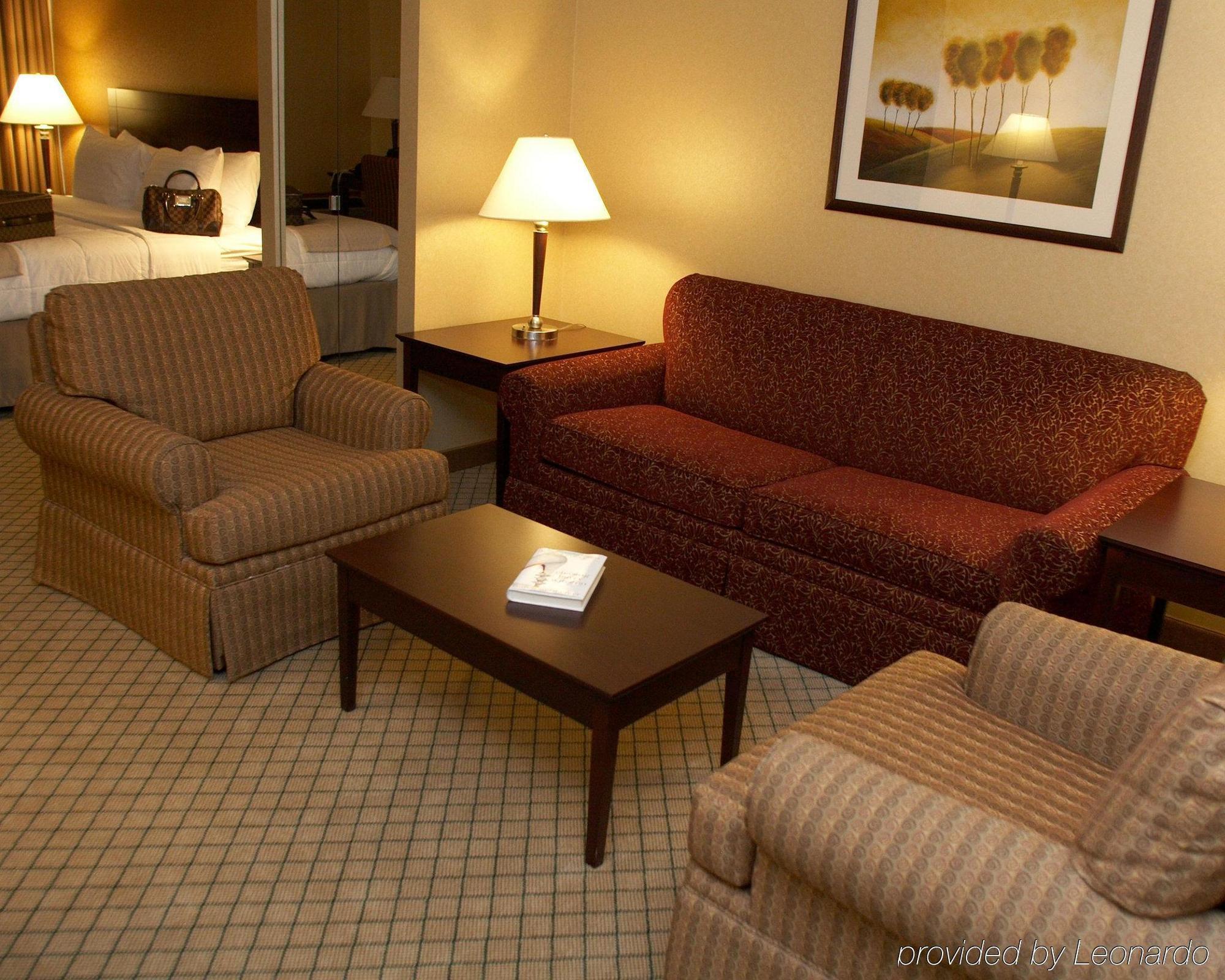 Orangeburg Armoni Inn & Suites חדר תמונה